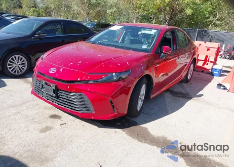 2025 Toyota Camry Le from USA, damaged, VIN 4T1DAACK8SU096999